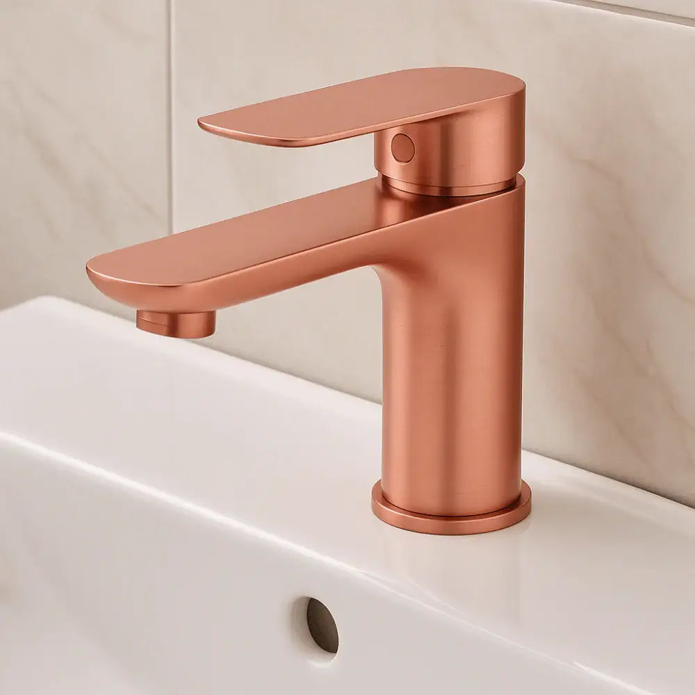 Torneira para pia com bica baixa em ouro rosé – BASIS LINE ROSEA GRIFERS